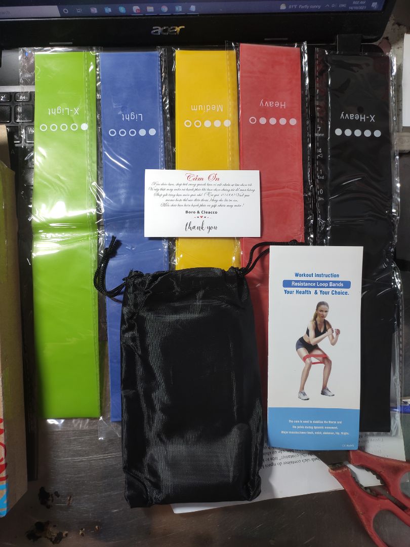 Vừa đặt tối thứ 4. sáng thứ 5 đã nhận. Giao hàng rất uy tín . Sản phẩm giống như quảng cáo. Mẫu mã đẹp nhìn rất thích.  Shop kèm thư cảm ơn rất dễ thương.  Hài lòng vì đã chọn đúng shop. ^^