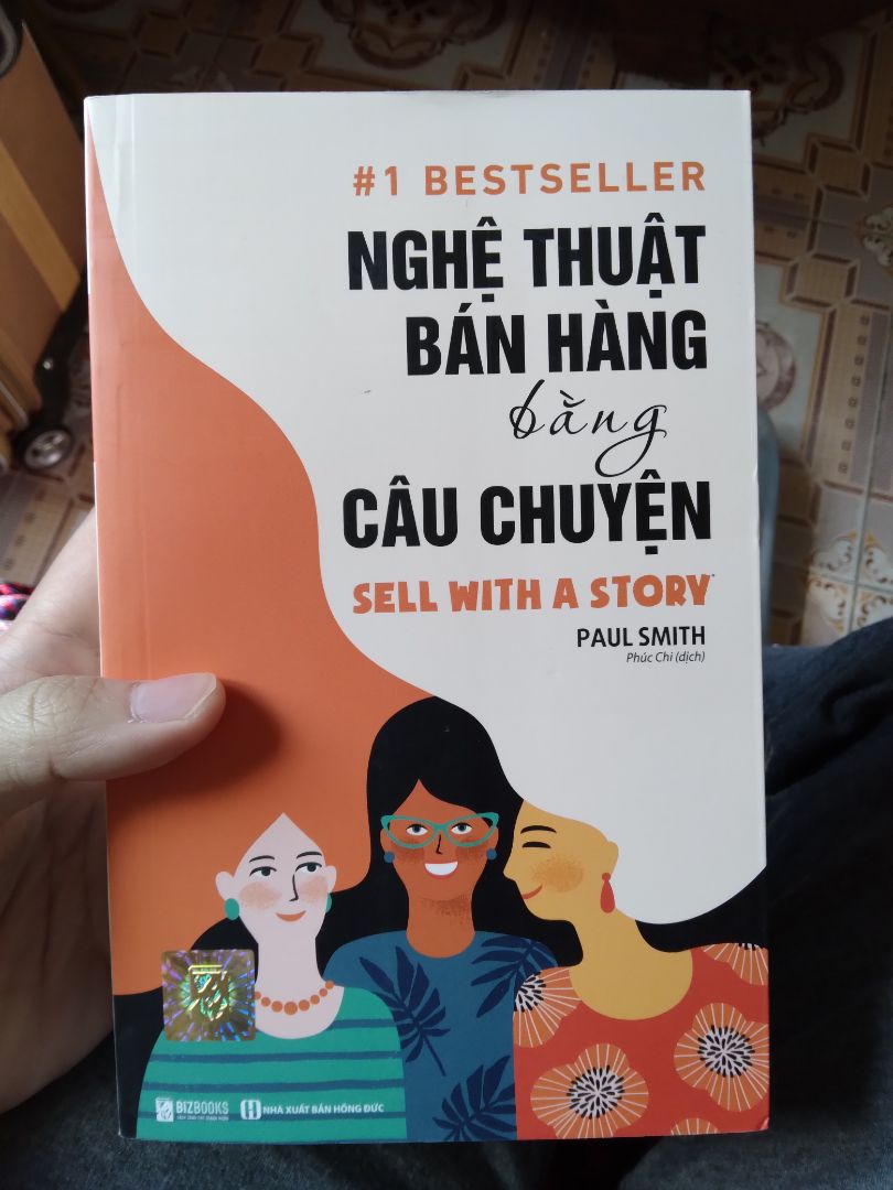 Tiki giao hàng nhanh, sách được bọc cẩn thận, mới, có markbook khá tiện
sách khá dày, nội dung dễ hiểu, bố cục hợp lý, đọc rất cuốn, các bài học trong sách quá hay, khi liên tưởng đến bộ phim có doanh thu cao nhất mọi thời đại tính đến thời điểm hiện tại là Avengers Endgame thì cấu trúc nội dung phim cũng giống như những bài học trong quyển sách này
đây là cuốn sách nên mua