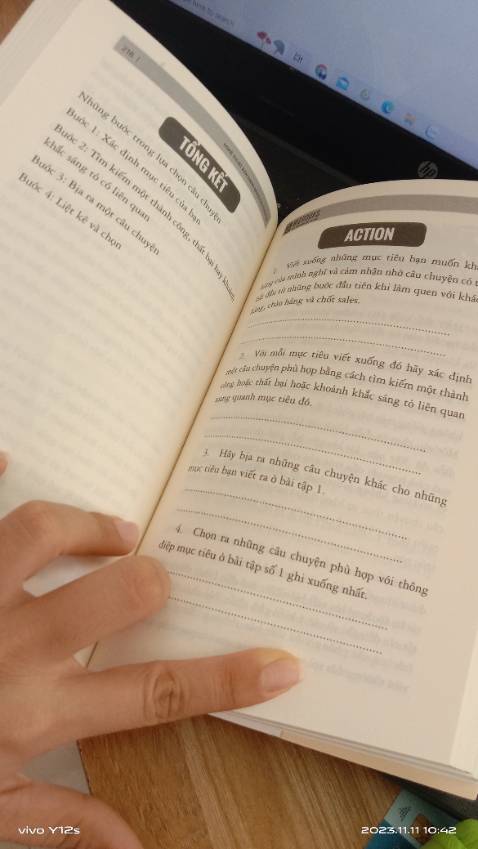 Một cuốn sách hay, có ích cho những người muốn nói chuyện, muốn kể chuyện nhưng không buết từ đâu. Cuốn sách dành cho các bạn sale muốn tìm kiêms chăm sóc khách hàng.