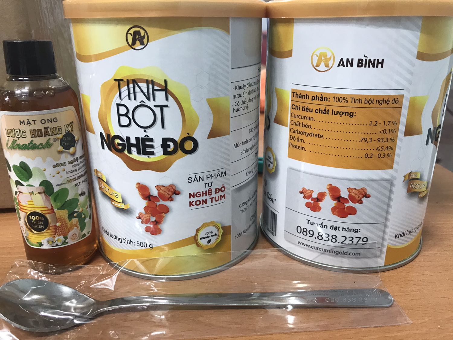 Tiki chưa bao giờ làm mình thất vọng, dự kiến ngày 4/1 mới giao nhưng trưa 31/12 đã giao rồi. Hàng đóng gói cẩn thận. Mình mua đợt sales được giảm quá trời luôn, lại được tặng kèm chai mật ong và muỗng nữa. Thích quá xá luôn. ? Tiki chưa bao giờ làm mình thất vọng, dự kiến ngày 4/1 mới giao nhưng trưa 31/12 đã giao rồi. Hàng đóng gói cẩn thận. Mình mua đợt sales được giảm quá trời luôn, lại được tặng kèm chai mật ong và muỗng nữa. Thích quá xá luôn. ?