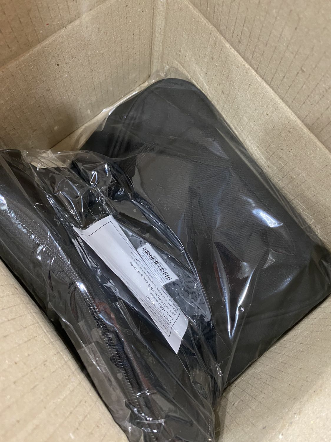Sản phẩm mẫu mã đẹp, phù hợp để ipad đi làm đi chơi. giao hàng nhanh
Cho 5 sao ủng hộ shop nhé Sản phẩm mẫu mã đẹp, phù hợp để ipad đi làm đi chơi. giao hàng nhanh
Cho 5 sao ủng hộ shop nhé