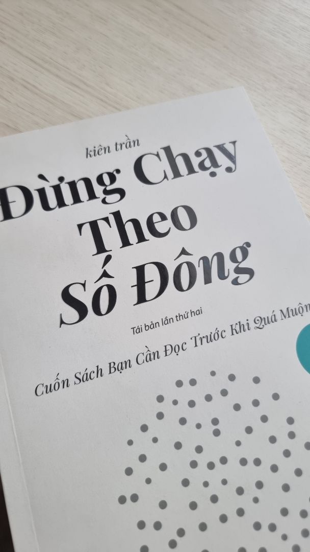 Xài 1 tháng đã xuất hiện dấu hiệu lỏng lẻo, k vào điện