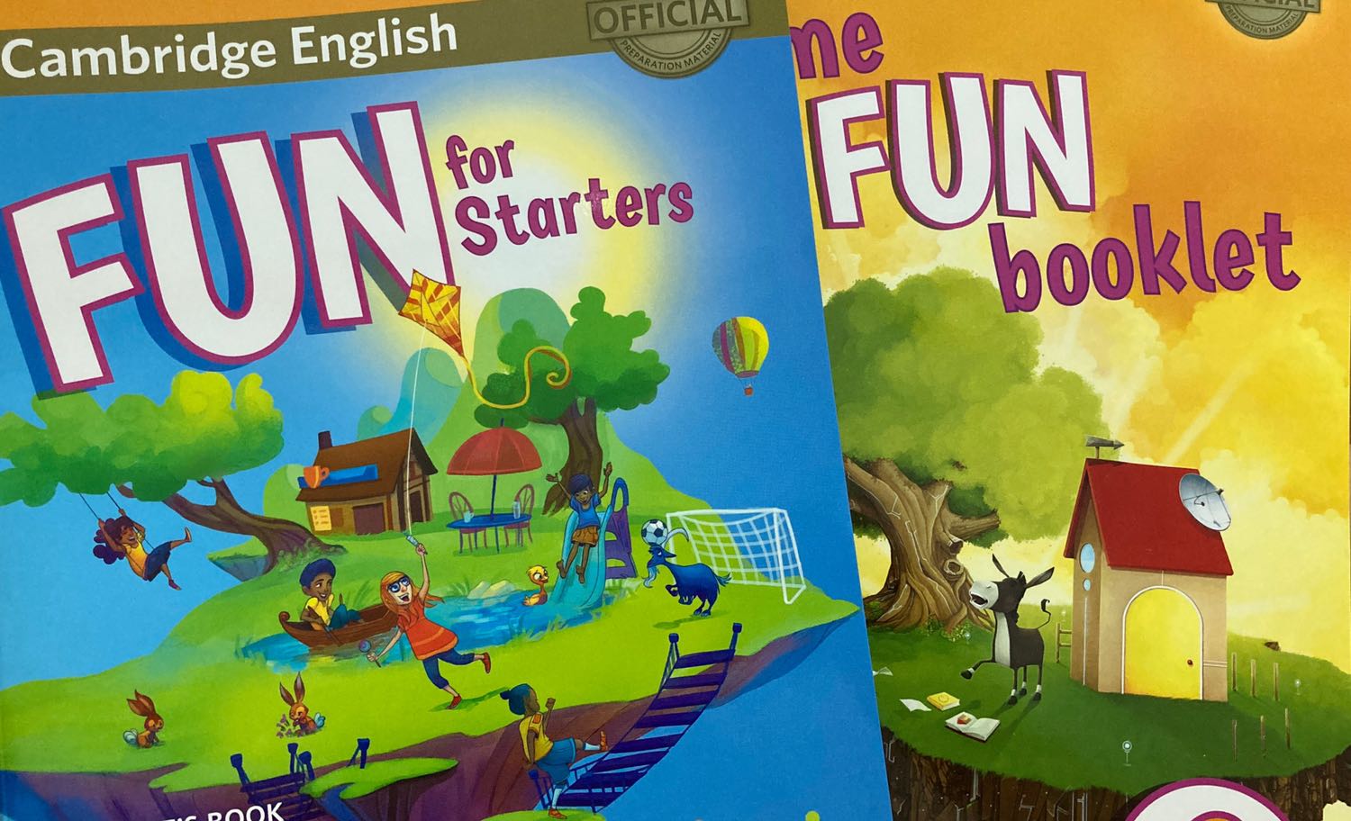 Sách đẹp bé rất thích, phù hợp dạy các bé đã rành các từ sight words rồi, nhà sách chụp hình thiếu Student book nên mình tìm sơ tưởng ko có. Bộ sách gồm 2 cuốn Student book và home work