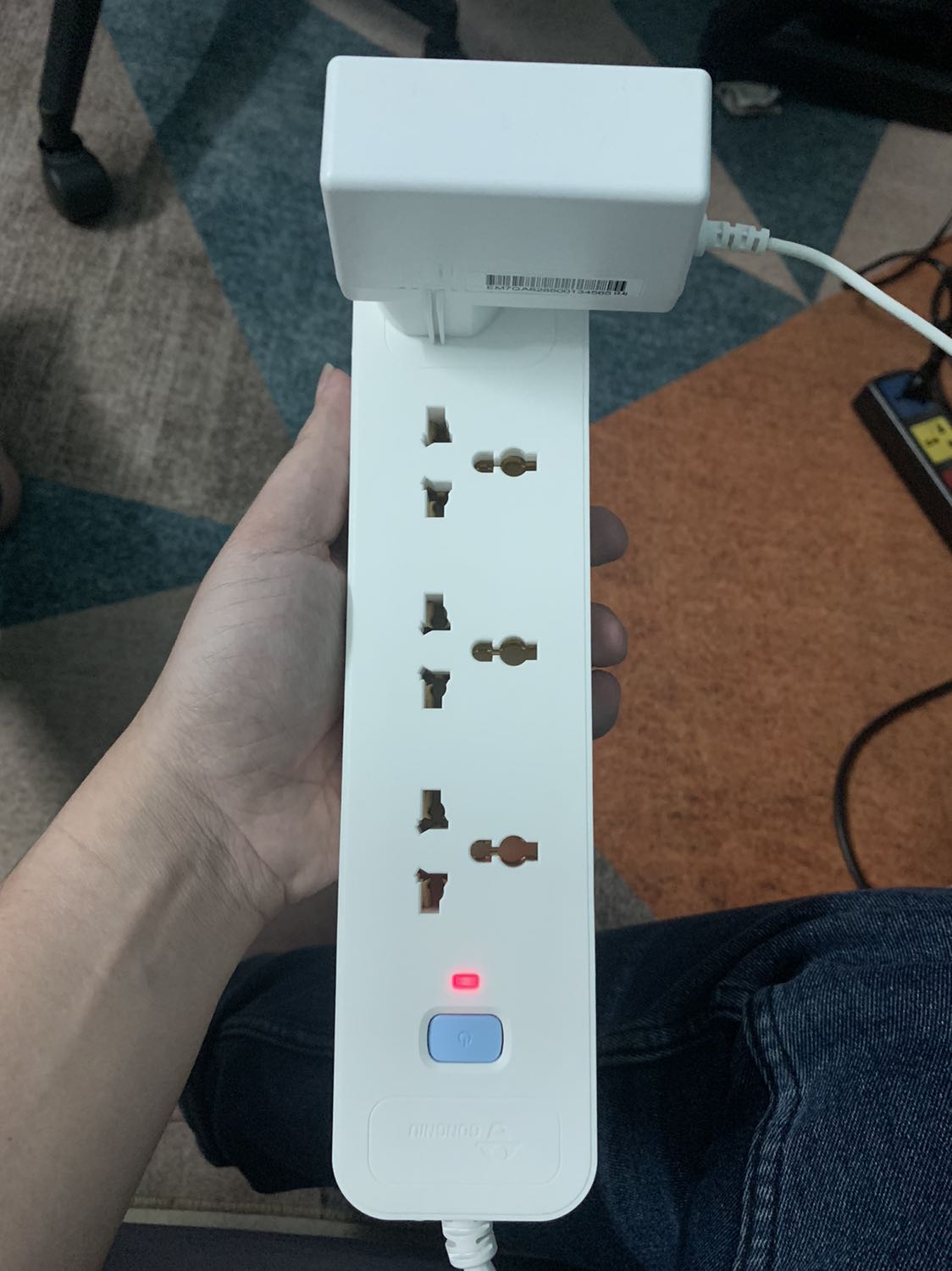 Sản phẩm quá tốt so với giá tiền, từ cách đóng gói hàng, bao bì sản phẩm, vỏ nhựa đều rất đẹp và chắc chắn.