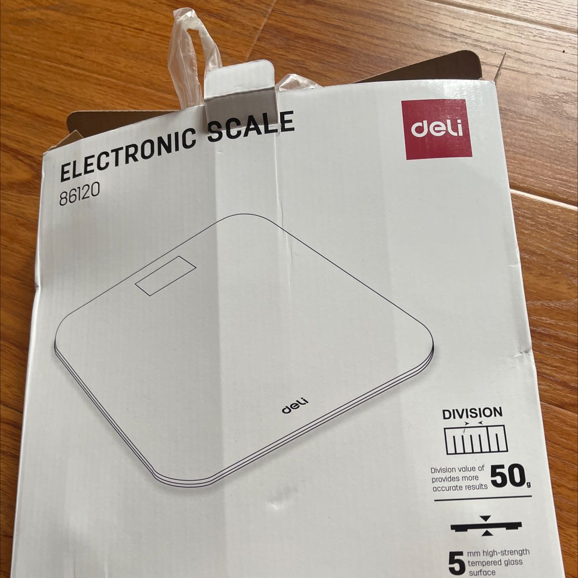 Đóng gói kỹ. Cân chắc chắn. Được tặng thêm 4 cục pin. Tuy nhiên mỗi lần lên xuống số kg lại khác nhau, Ko chuẩn lắm.