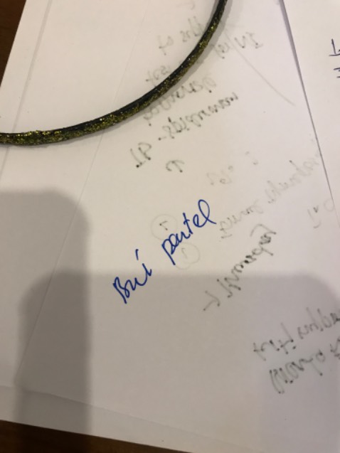 (*) Đánh giá không tính điểm
Muốn mua nhiều hơn 1 sp mà k đc??? Cảm giác rất khó chịu khi mua hàng và nhận đc thông báo ntn. Chọn sang sp khác cũng k đc
Hàng giao chậm 1 ngày
Chất lượng: cơ bản bút tốt vì mình đã từng dùng, vỏ đẹp. Nhg ngòi 0.5 vẫn cảm thấy nét to gần 1.0