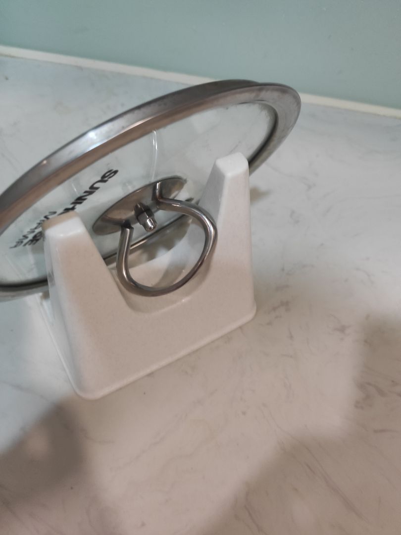 sử dụng được đa dạng nắp vung. chất lượng tốt