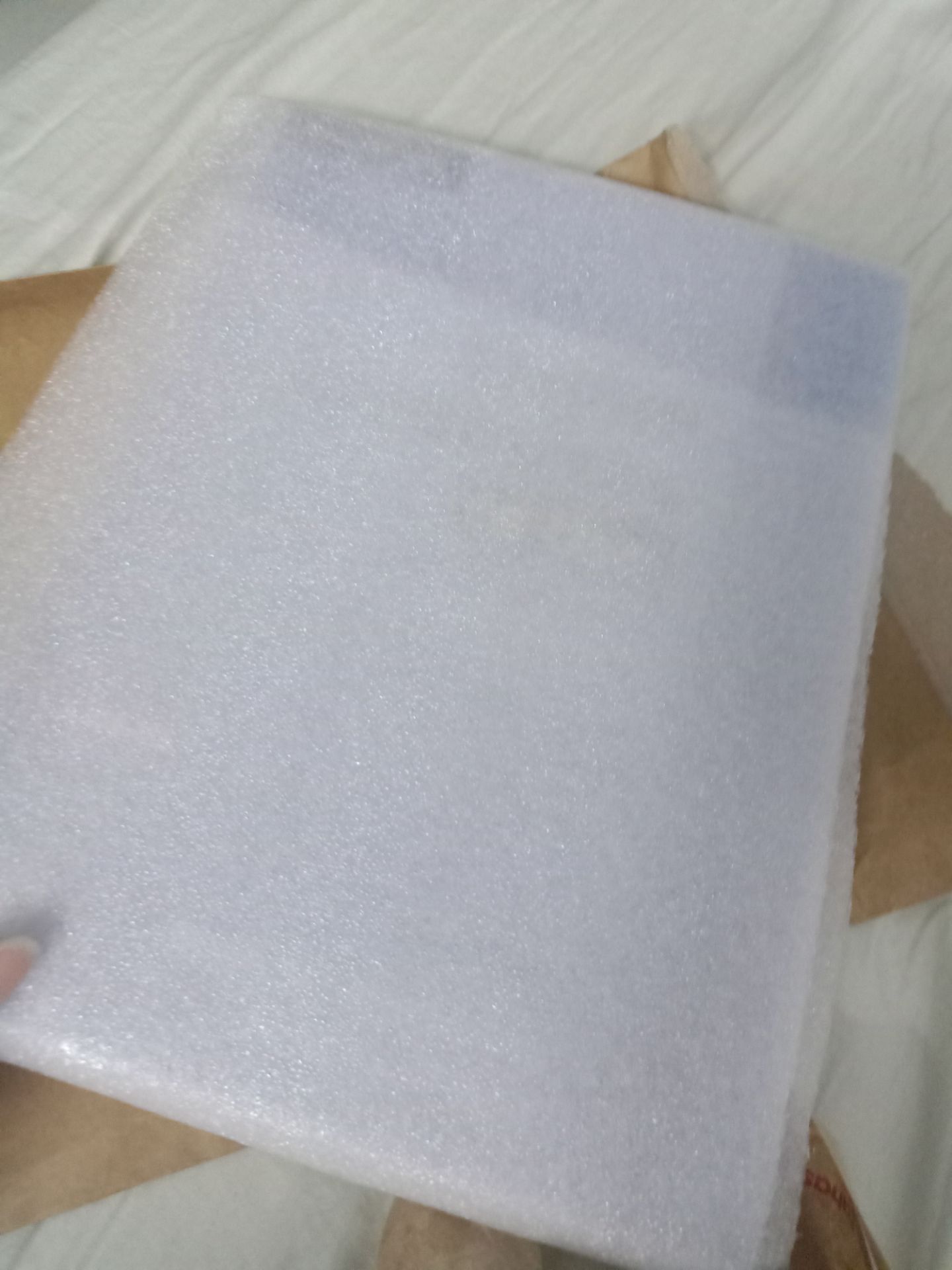 FAHASA giao hàng lẹ với xịn thiệt sự, bao bọc siêu cẩn thận lun, sách thơm với đẹp, có đĩa CD lun nha mng