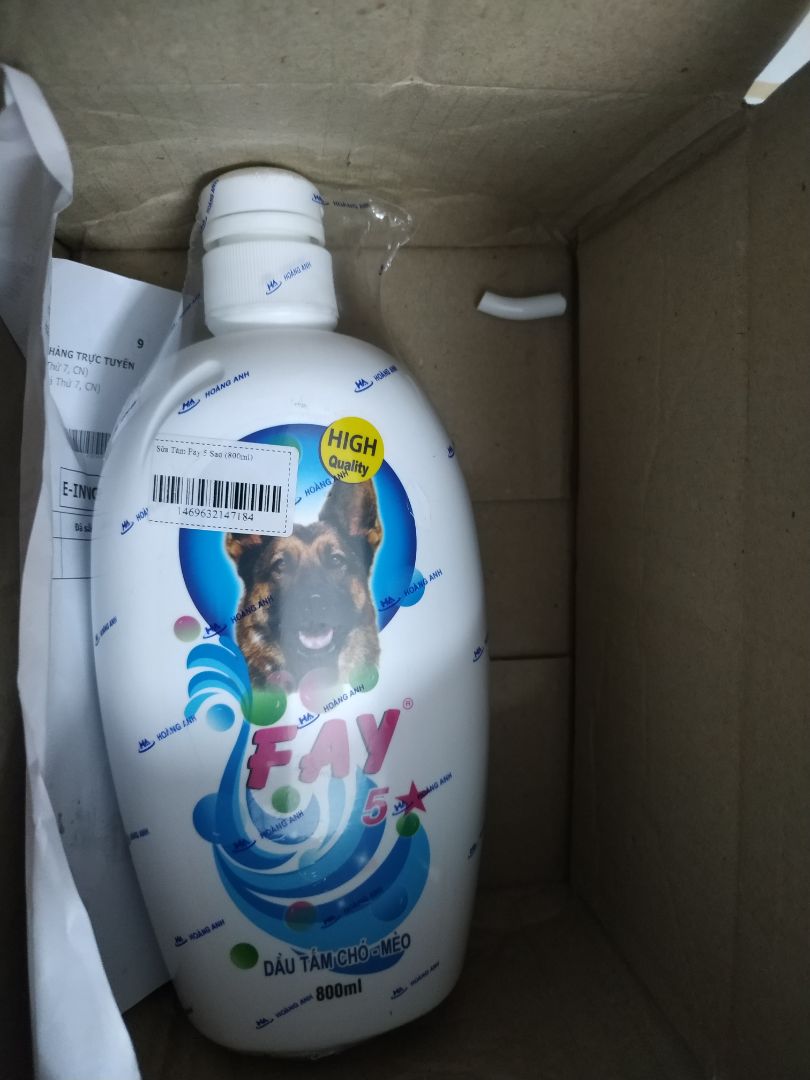 Lúc mình mới khui hộp ra thì phát hiện sản phẩm bị đứt vòi xịt, hơi thất vọng. Mình từng mua hàng trên tiki nhiều lần, chỉ có lần này bị vỡ dù có dán tem hàng dễ vỡ trên nắp hộp. Hy vọng lần sau sẽ không bị nữa!