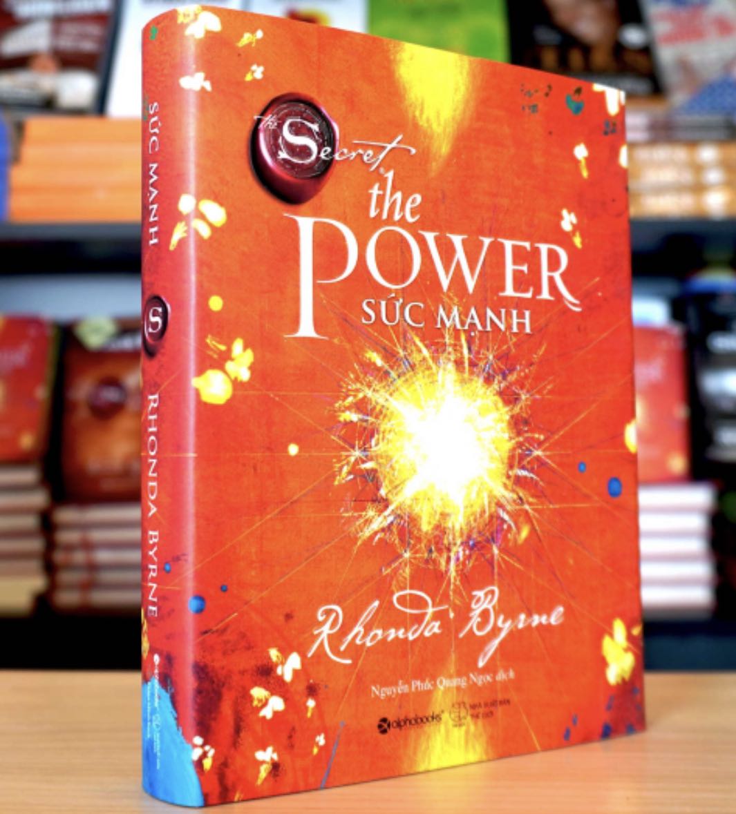 Sách đóng gói cẩn thận. Tiki giao nhanh, shipper thân thiện, nhiệt tình. Sách nội dung nhẹ nhàng, đọc tham khảo nha các bác.