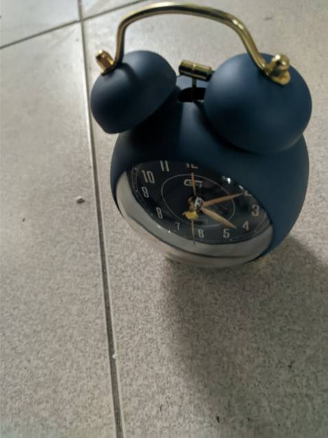 Hàng giao nhanh, đóng gõi kĩ càng. Nói chung là ổn, hàng rất đẹp!