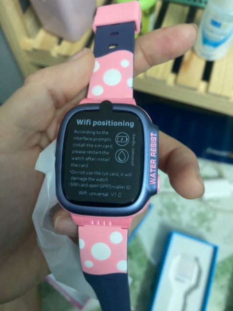 Mẫu mã đẹp. Mua cho bé cháu dùng .  Hộp có seal nguyên vẹn. Đồng hồ nhìn rất xịn. Thấy ai mua cg đánh giá 5 * hy vọng dùng tốt.