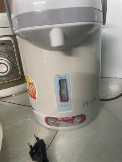 Mua cái thứ 2  Dùng cái giống bình bền rất hợp lý với gia đình 4 năm nay bị hư tìm mua giống nhau ccảm ơn nhà sản xuất thailand gia đình tôi rất tin tưởng ok