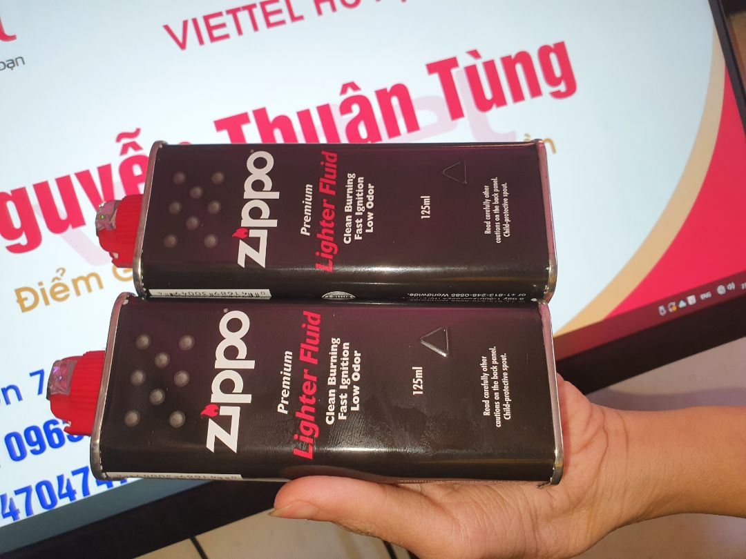 Hàng chính hãng. là 1 người xài zippo đã lâu nên nhìn xăng là biết liền. nên anh em cứ yên tâm mua nhé.