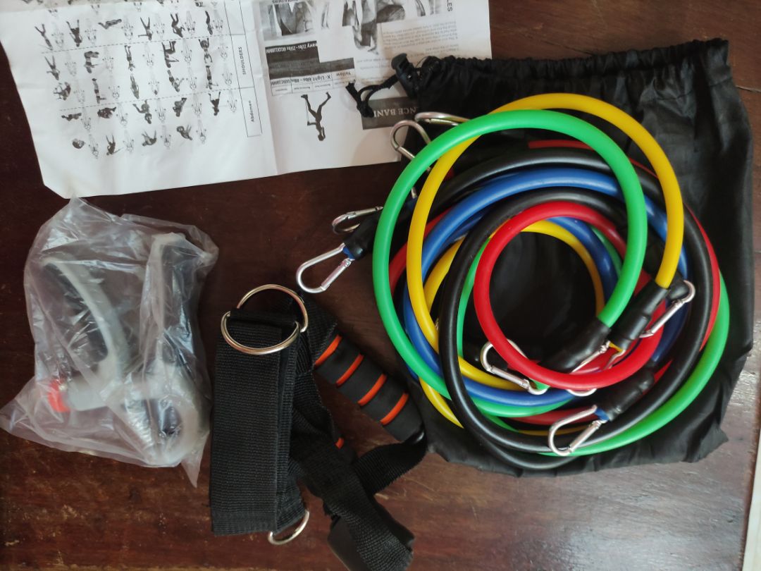 Đủ các thành phần trong set. Có tờ hướng dẫn nên sử dụng rất tiện.