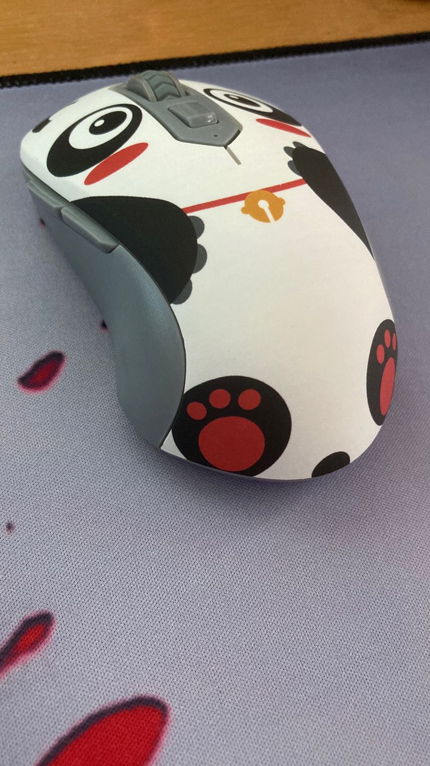 Dịch vụ của tiki ngày càng tệ. Thông tin giao hàng ko bao giờ đúng, chỉ cố gắng hiện sớm để ng mua chốt đơn. Nhưng thực tế giao rất chênh lệch, mình mua 11-11:
- chuột: trễ 3 ngày
- ghế: trễ 15 ngày (ng bán còn nói k có hàng ở hcm).
Điểm cộng: bạn giao hàng thân thiên, nên thay vì cho một sao thì đánh 2 sao. 
Khuyến nghị mọi người mua hàng ở trang khác với những đồ cần thiết, tránh bị kế hoạch thời gian và ôm cục tức vào người. Nhân viên tư vấn tiki thì trả lời cho có