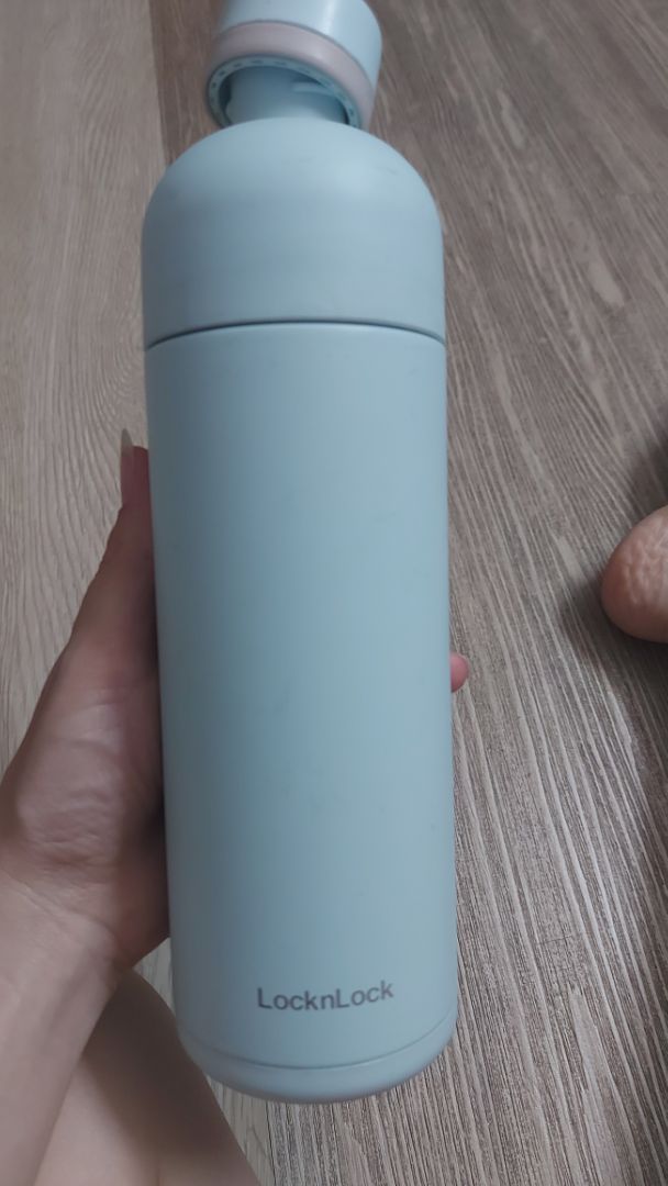 Bình trc mình mua ,xài đc 2,3thang rồi khá tốt.Hy vọng cái thứ 2 cũng ok.Mẫu mã đẹp,bao bì đóng gói cẩn thận