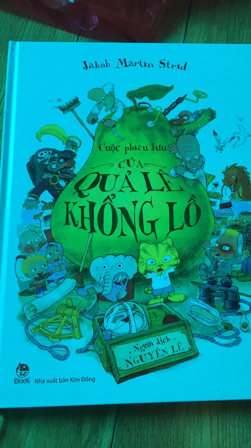 Sách đẹp , tranh vẽ sinh động . Rất phù hợp cho các bé từ 6t trở lên