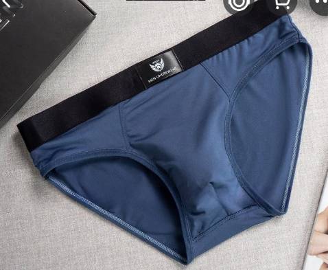 Quần quá đẹp, vải mát mịn nữa . Tốt hơn cả quần đắt tiền tôi mua ngoài cửa hàng đó