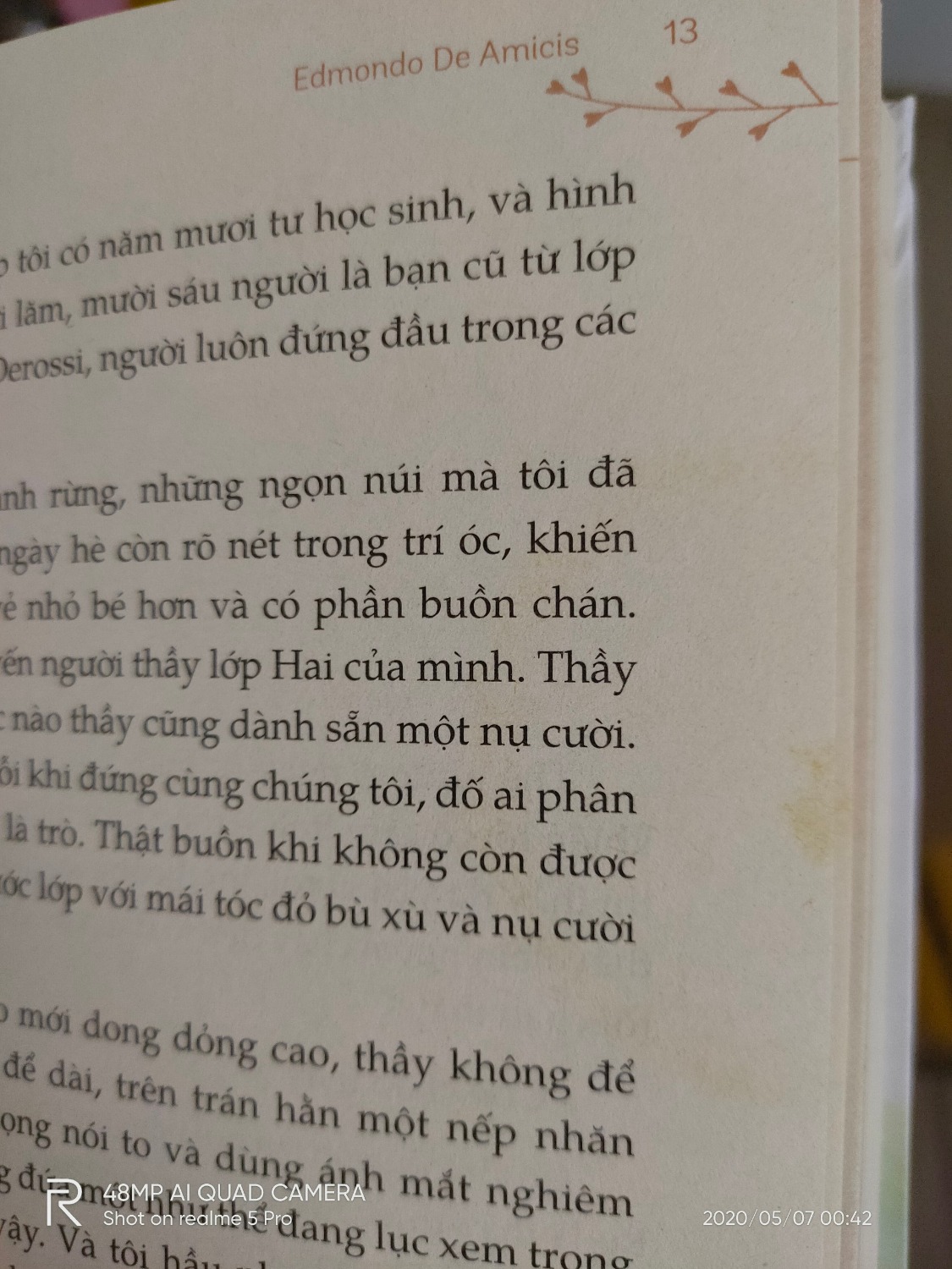 Mình đặt sách bản năm 2017 nhưng nhận sách bản năm 2019, giá bìa lại bằng bản năm 2017 (158k), trong khi ở link bản năm 2019 chỉ có 138k. Sách bị ố vàng. Tiki xem và phản hồi.
