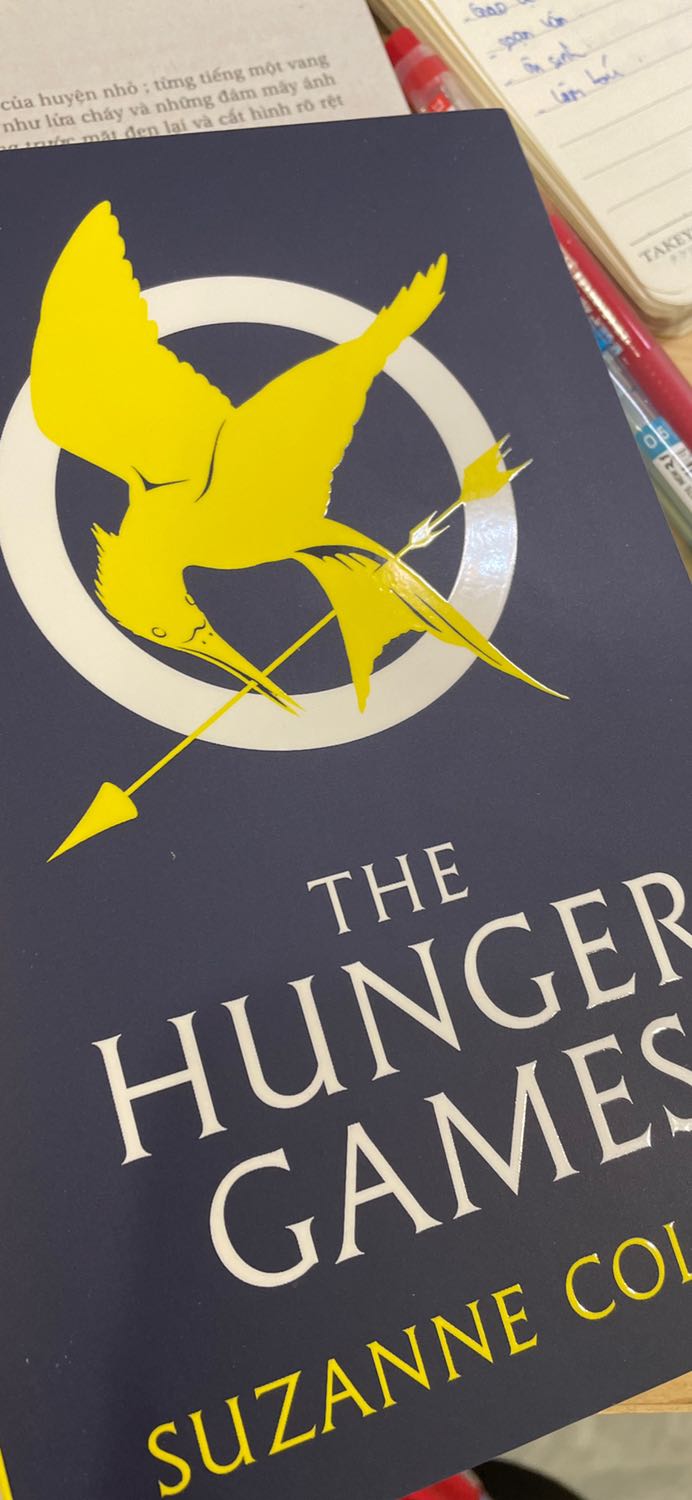 Giao hàng siêu nhanh, sách đóng gói rất kĩ, có bao xốp bọc, sách có ép bọc kính bên ngoài thêm 1 lớp nữa