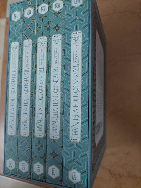 Nội dung thì khỏi bàn, có bảo chứng. Đóng gói, vận chuyển cẩn thận