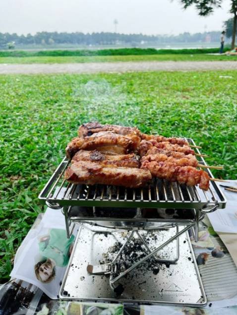 Bếp dùng tốt, shop giao nhanh quá, cảm ơn shop vì giao nhanh để kịp đi chơi, bếp này kích thước vừa đủ dùng. Vệ sinh củng dẽ. Bếp dùng tốt, shop giao nhanh quá, cảm ơn shop vì giao nhanh để kịp đi chơi, bếp này kích thước vừa đủ dùng. Vệ sinh củng dẽ.