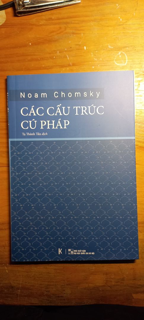 sách của một trong những bộ óc vĩ đại nhất còn sống, tại sao lại không đọc?