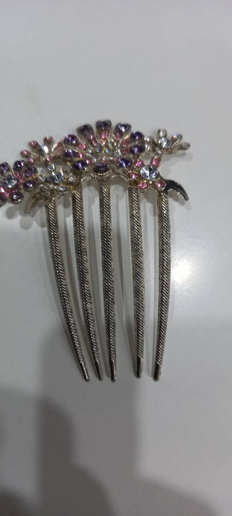 Dùng được tuy nhiên giá khá cao . Và cũng đã bị gãy