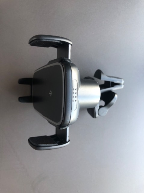 Nhận hàng đập hộp cảm nhận trước tiên shop đóng gói seal hàng kĩ, giá đỡ cứng cáp chắc chắn đẹp mắt mong sử dụng bền lâu sẽ ủng hộ thêm cái thứ 2