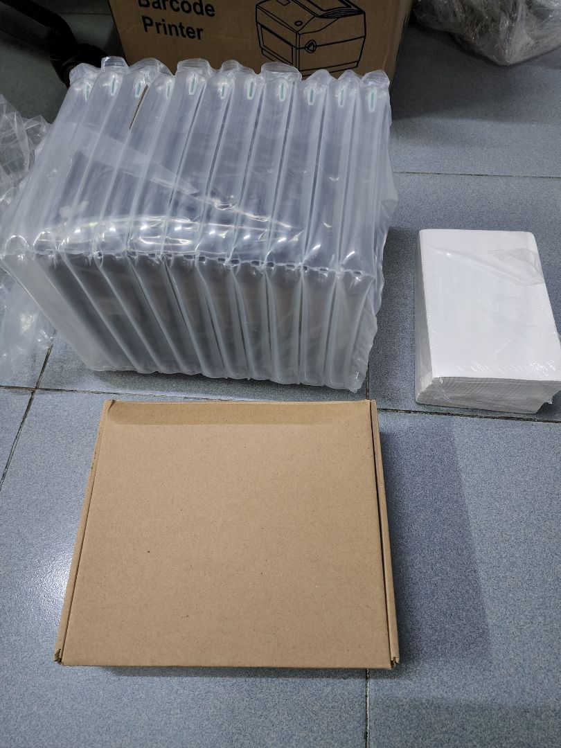 Shop giao hàng rất nhanh, đóng gói cẩn thận, sản phẩm đúng mô tả