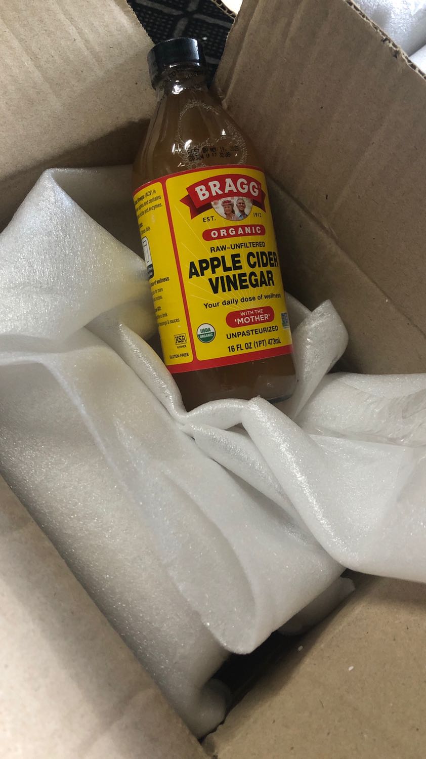 Đóng gói chắc chắn, hàng giao nhanh nhưng hình như nhầm đơn vì m mua chai to 947ml mà lại đưa chai 473ml. Đề nghị shop xem lại đơn