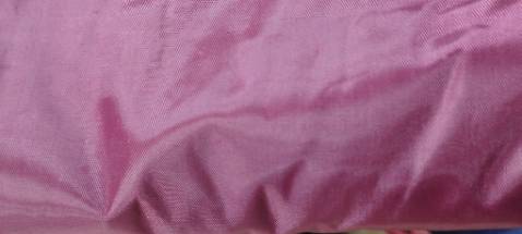 Đóng gói kỹ càng, chất lượng dày, bền, đẹp. Shop đính kèm quà tặng nữa. Cảm ơn shop nha