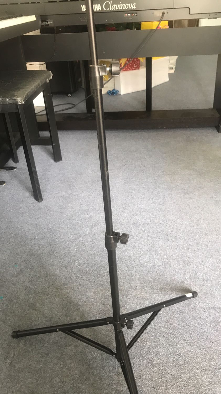 Giá để sách đàn guitar đẹp, giá rẻ, tiki giao nhanh lắm luôn