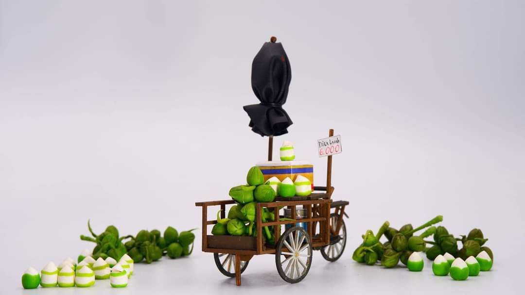 sản phẩm ghế ok. nhưng quà tặng bình đun nước thì lại chia ra 1 đơn hàng khác. đơn bình nước đó đến nay 19/8 rồi vẫn chưa nhận được.