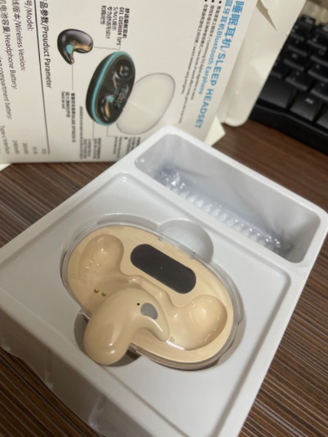 Chất lượng âm thanh tốt, kết nối dễ dàng, giá rất rất hợp lý, độ bền phải dùng một thời gian mới biết