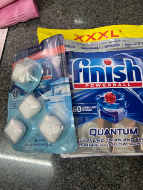 Chất lượng rất tốt, ko để lại mùi hôi, ko cần dùng thêm gì, chỉ 1 viên cho 1 lần rửa