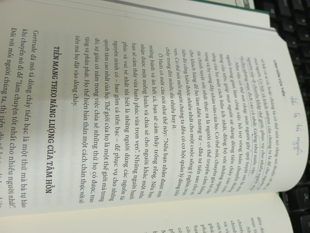 không như mong muốn
sách chu yếu kể về công việc của tác giả
ý nghĩa cũa tiền bạc với cuộc sống .
nội đung trùng lặp với một số cuỗn sách cũ:
Ấn tượng với tiêu đề