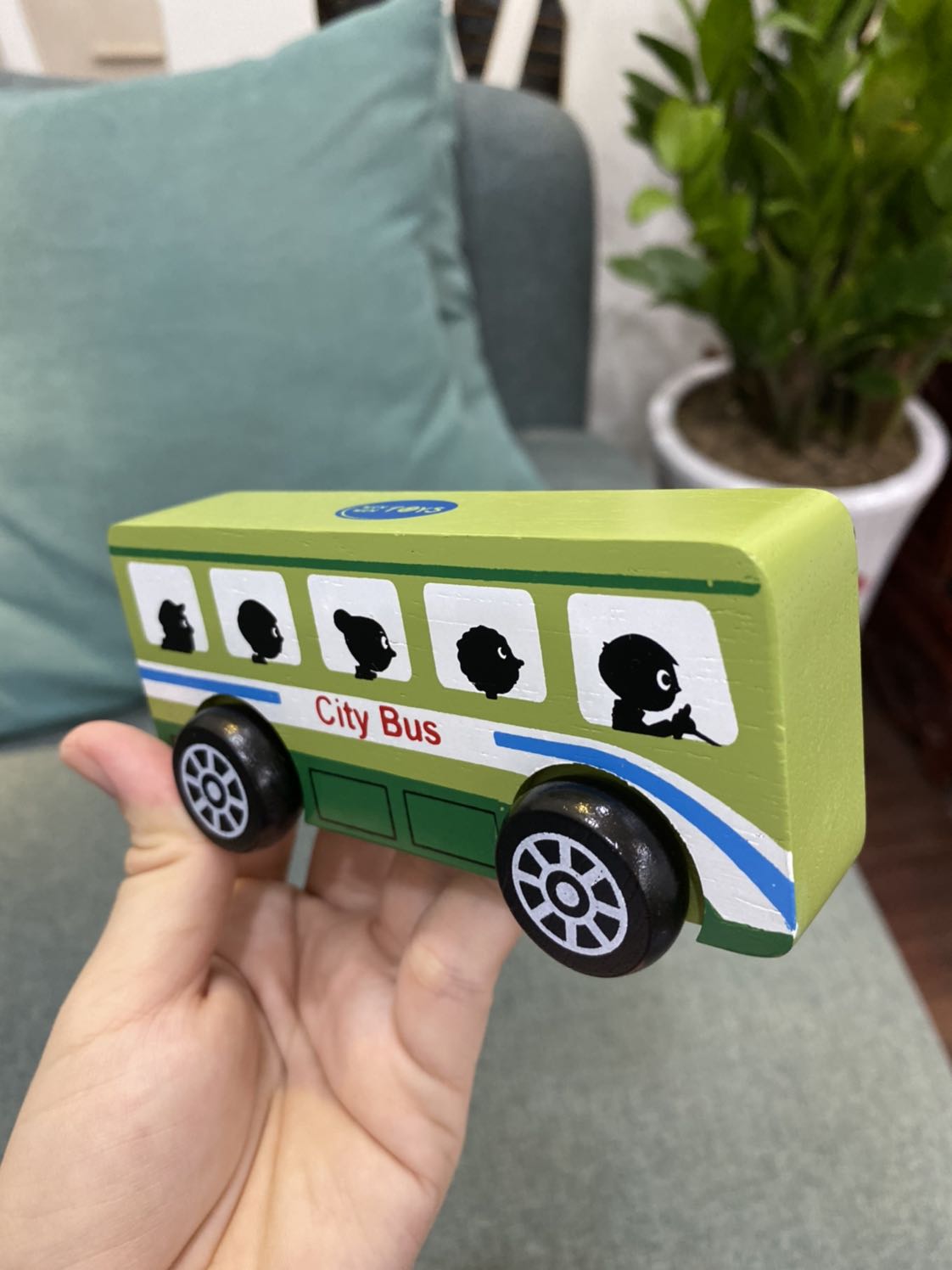 Đẹp như hình. Sơn đều màu nhìn rất thích