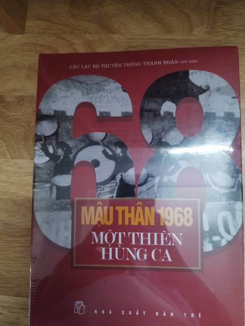 Nội dung rất hay hấp dẫn.nhiều thông tin bổ ích.trình bày bìa đẹp.giá cả hợp lý.shop làm ăn uy tín.gửi hàng nhanh