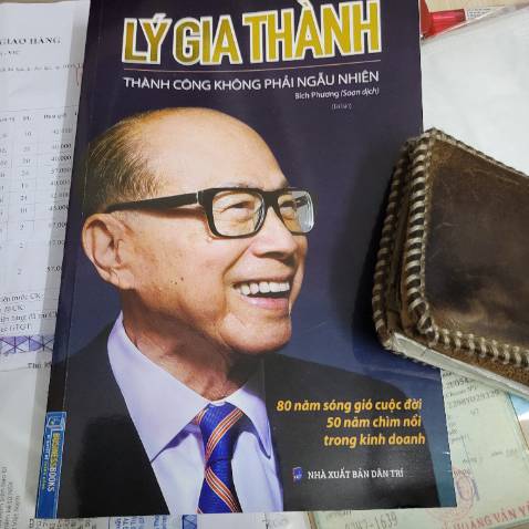 Sách hay, triết lý kinh doanh của ông rất nhân văn và chắc chắn