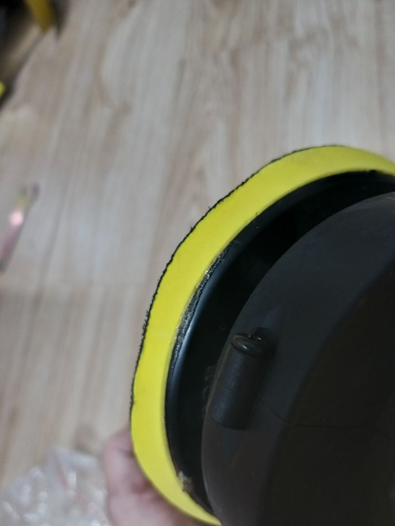 Tôi mua hàng mới mà PiStore giao hàng cũ. Buôn bán manh múng.