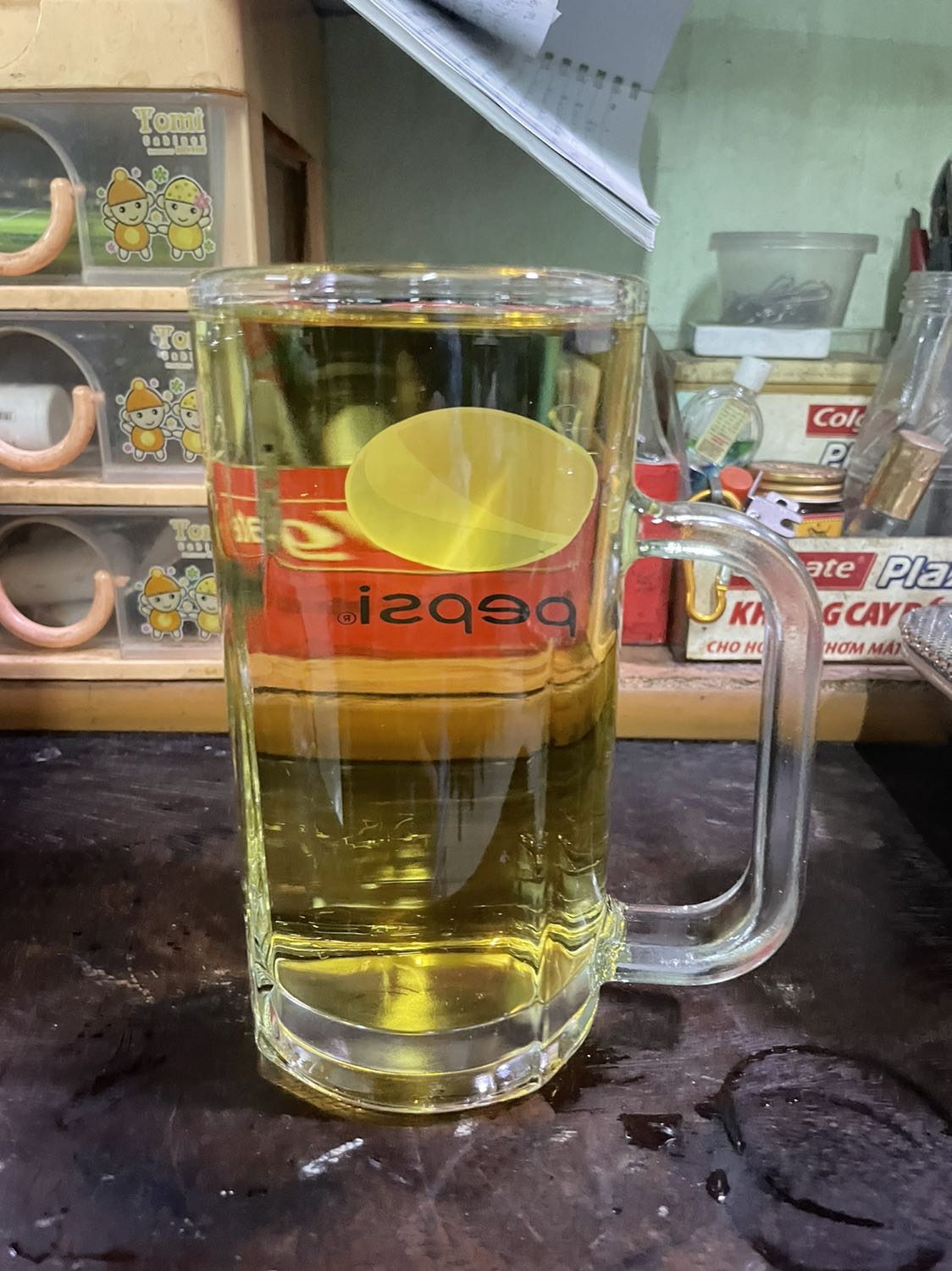 Dùng ngon. Vị thì thấy không thơm bằng trà lài nhưng hậu lại ngọt. Thích hơn so với dùng trà lài cùng loại. Đặc biệt pha thấy không nhiều cặn như khi pha trà lài.