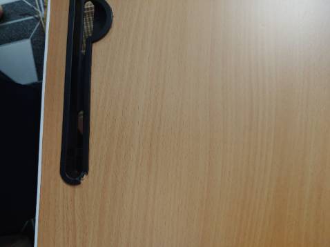 Cho 1 sao về chất lượng sản phẩm.
Vừa khui ra thì đã bị bung bản lề.
mặt trên thì bị nứt.
Lỗi này chắc chắn không phải là do khâu vận chuyển mà bị từ trong kho hàng rồi.
Nói chung là quá tệ, thua cả mua hàng ngoài chợ giá.