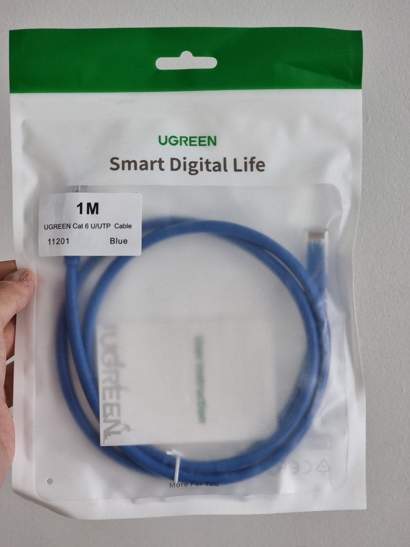 Chất lượng phần cứng tốt, dây dày nhưng vẫn dẻo dai.