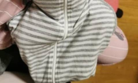 bé nhà mình mới sinh còn đang trong tháng đang luyện theo easy kết hợp với em nhộng này rất hiệu quả. Mua size S cho bé sơ sinh mặc vừa, trộm vía con ngủ ngoan lắm ạ. sẽ mua thêm size to hơn cho bé thay đổi.