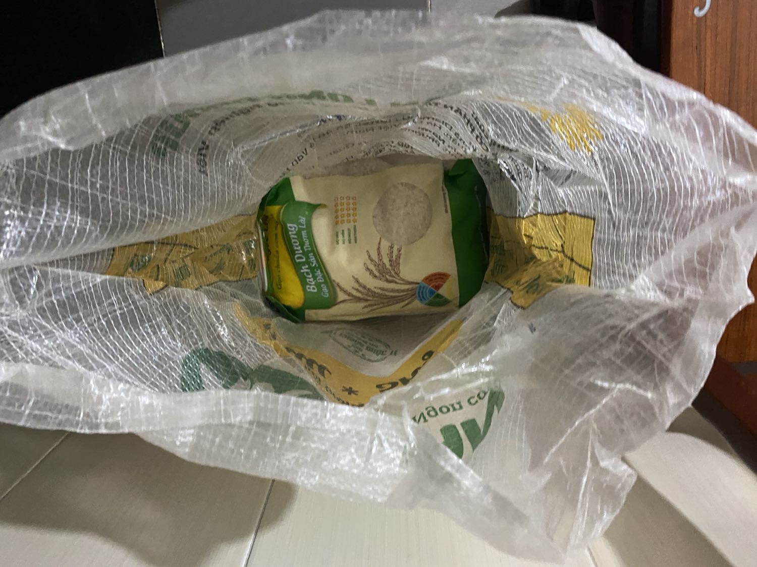 Giao quá chậm, không có thông tin, dù tôi đã phản ánh trực tiếp đến tiki lẫn nơi bán Giao quá chậm, không có thông tin, dù tôi đã phản ánh trực tiếp đến tiki lẫn nơi bán