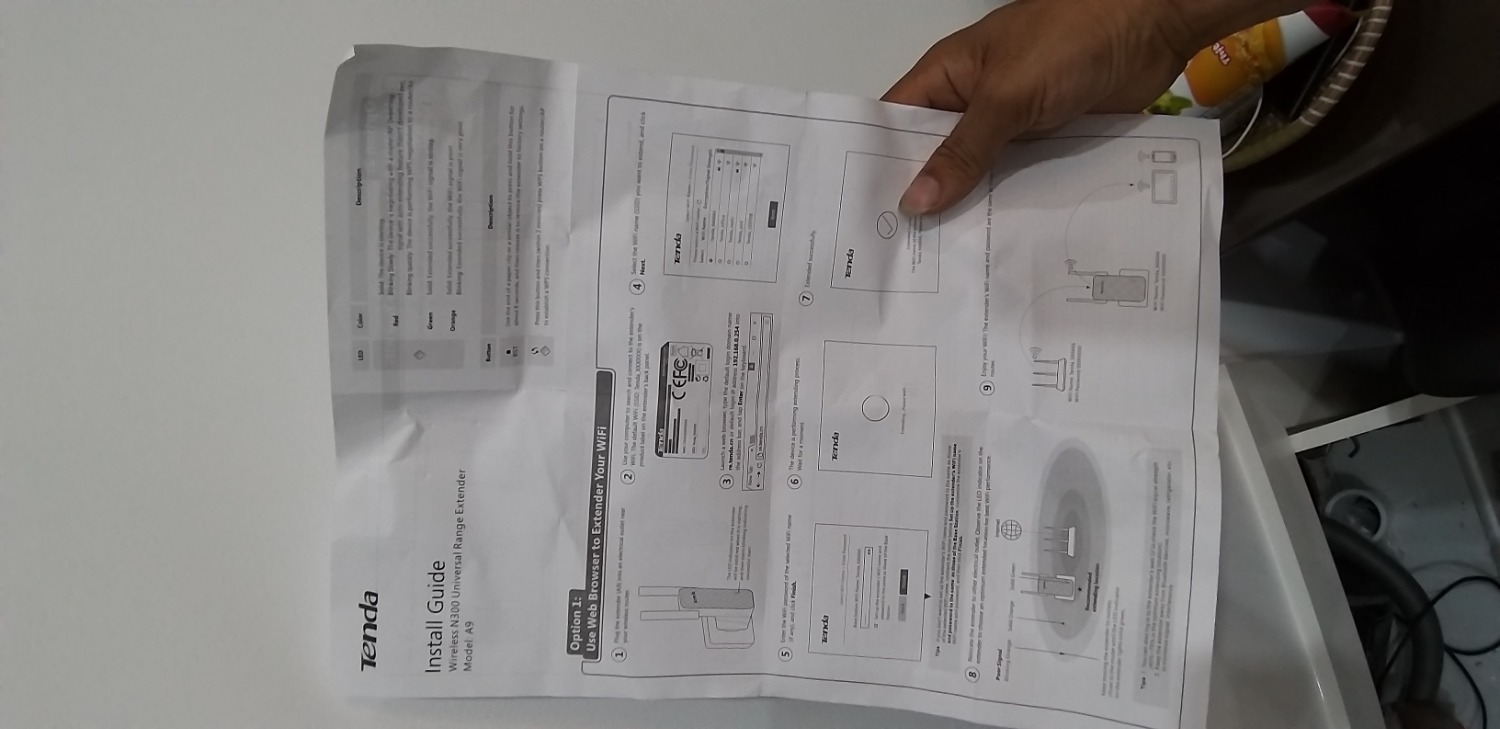 Nhà mình đang xài Viettel, tầng 1 thì 40Mb, tầng 2 còn 15Mb, lên đến tầng 3 là wifi tèo hết, ko bắt dc cột sóng nào cả. Sau khi gắn em này thì tầng 2 cải thiện dc xíu lên dc 23Mb, tầng 3 đã có sóng, trung bình là 16Mb. Như vậy là hoàn toàn hài lòng rồi. ban đầu thấy nhiều ng chê cũng phân vân k biết nên mua hay không. 
Cài đặt cũng rất dễ, có 2 cách trong file hướng dẫn đầy đủ cả. Nhà mình đang xài Viettel, tầng 1 thì 40Mb, tầng 2 còn 15Mb, lên đến tầng 3 là wifi tèo hết, ko bắt dc cột sóng nào cả. Sau khi gắn em này thì tầng 2 cải thiện dc xíu lên dc 23Mb, tầng 3 đã có sóng, trung bình là 16Mb. Như vậy là hoàn toàn hài lòng rồi. ban đầu thấy nhiều ng chê cũng phân vân k biết nên mua hay không. 
Cài đặt cũng rất dễ, có 2 cách trong file hướng dẫn đầy đủ cả.