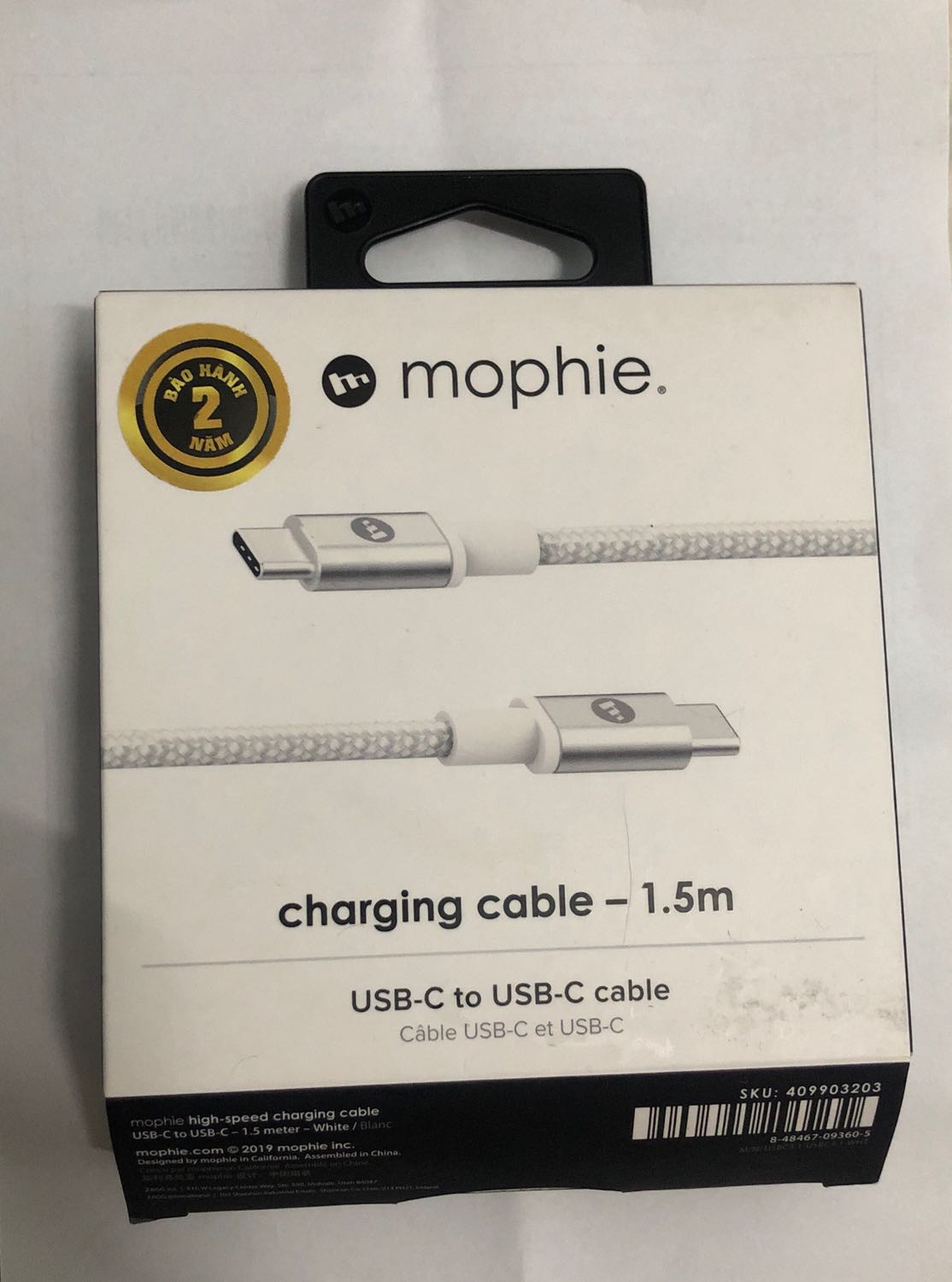 Giao hành nhanh dã man dù đang dịch ạ. Hộp của mình như có ai mở ra rồi í ạ, nhưng mà check bên trong vẫn là dây mới. Hàng chính hãng tự kích bảo hành luôn ạ. Mong là dây dùng bền và tốt.