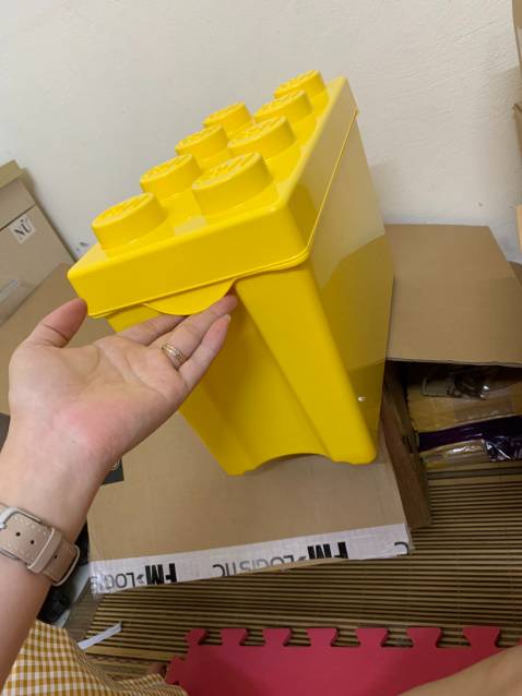 phản hổi sp hỗ trợ chậm. Giải thích không thuyết phục về đơn hàng được thắc mắc. SP không có tem mác ngoài vỏ thùng.